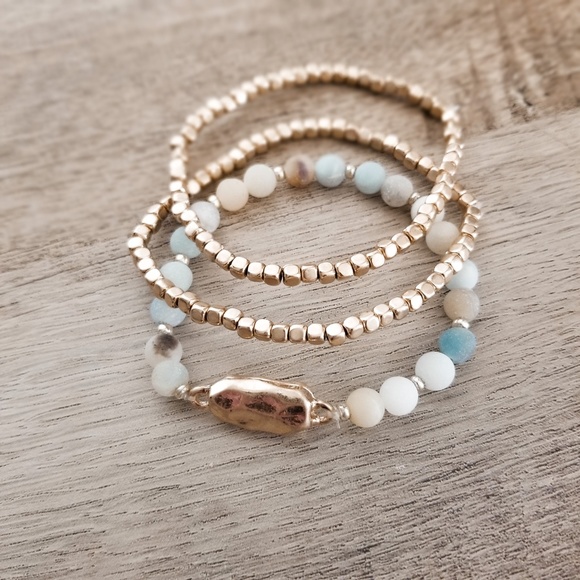 5 Piece Stretch Bracelet Set Semi Precious Stone Bead Bracelets - Picture 4 of 5